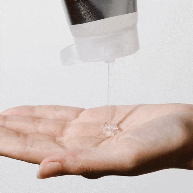 Деликатный гель для умывания с гиалуроновой кислотой - изображение 2