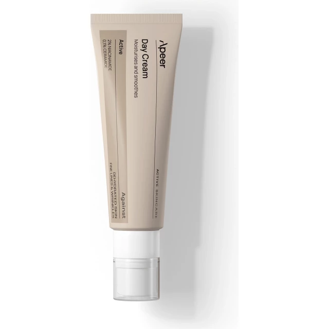 Дневной крем для лица, увлажняющий и разглаживающий все типы кожи