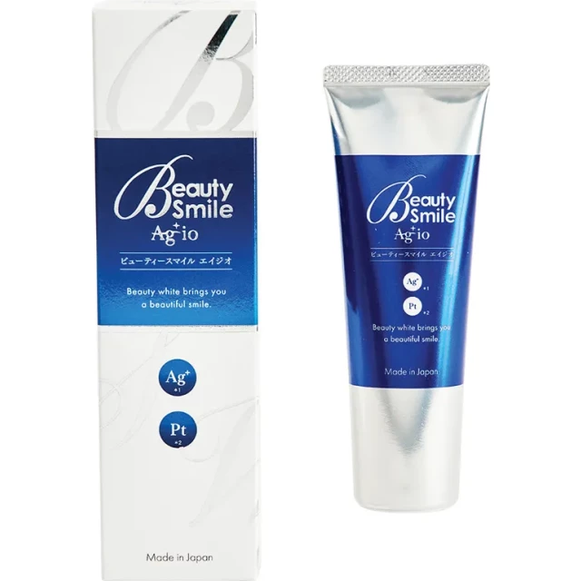Отбеливающая зубная паста на основе угля, ионов серебра и платины Beauty Smile для ночного применения