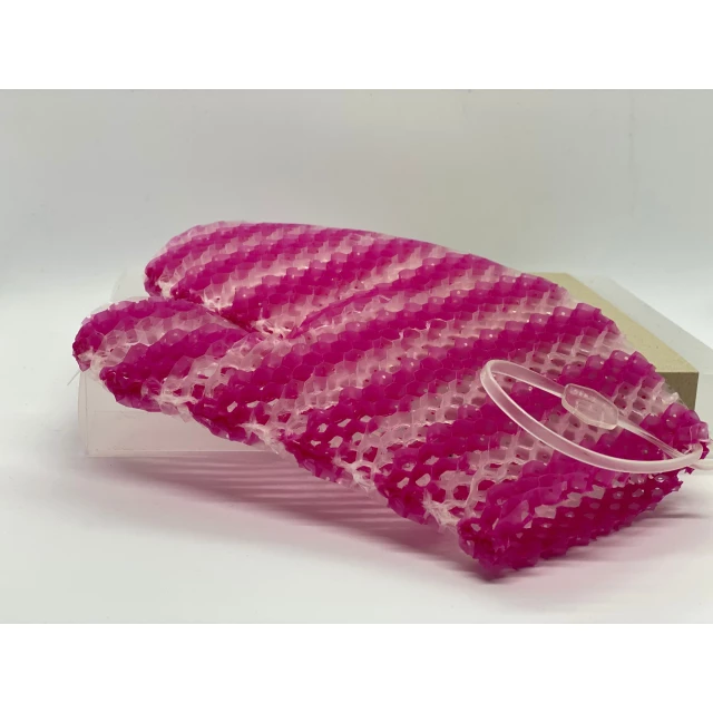 Мочалка рукавичка для тела, комбинированная, цвет пурпурная/белая полоска - изображение 4