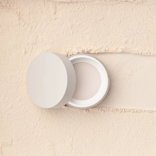 Рассыпчатая пудра с эффектом сияния, без запаха Etowal - изображение 3