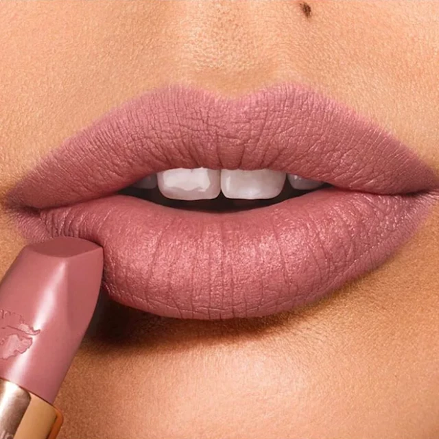 Матовая помада для губ Matte Revolution, оттенок Very Victoria - изображение 6