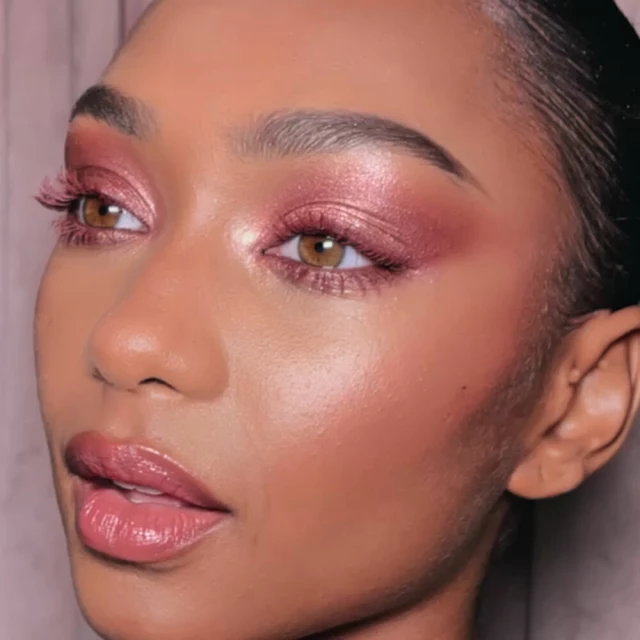 Палетка теней для век Pillow Talk Dreams - изображение 4