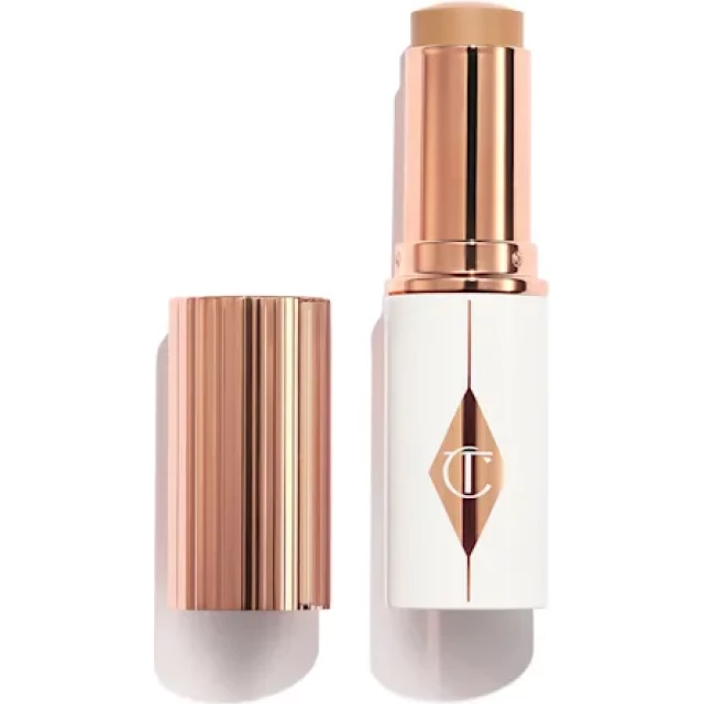 Тональный крем в стике Unreal Skin, оттенок 6 Medium для среднего тона кожи с холодным подтоном