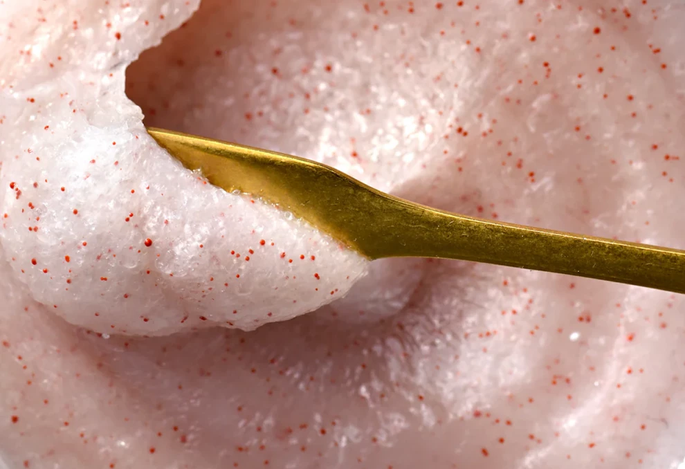 Скраб для кожи головы в домашних условиях: зачем нужен и какой лучше выбрать