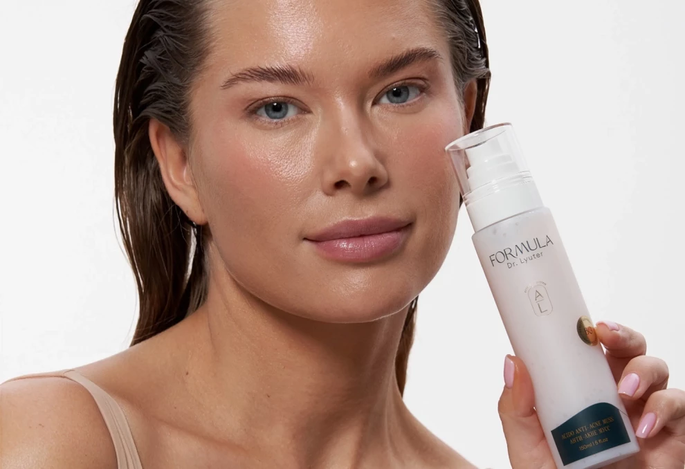 Пошаговый уход при акне: очищение, лечение, увлажнение — рабочая схема от FORMULA Dr. Lyuter