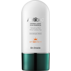 Легкая солнцезащитная эссенция для лица SPF50+ Antibac