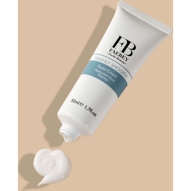 Мягкий крем для лица с гиалуроновой кислотой Freshly Smooth - изображение 2