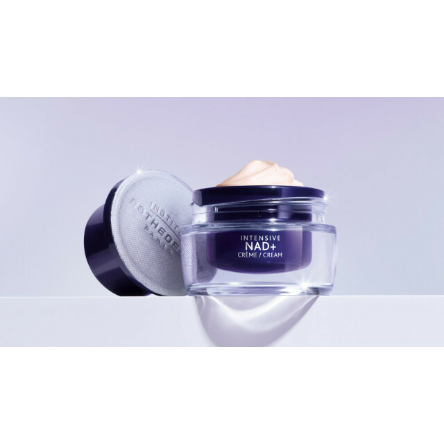 Крем для лица и шеи с ниацинамидом Intensive NAD+ сменный блок - изображение 2