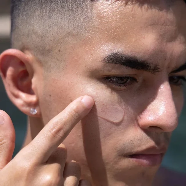 Прозрачный солнцезащитный крем, фактор защиты SPF50 PA++++ - изображение 5