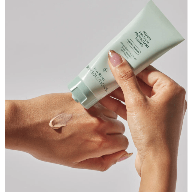 Солнцезащитный крем с тональным эффектом Medium c SPF45 - изображение 7