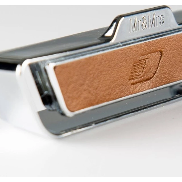 Корпус ароматизатора для автомобиля Evo коричневая кожа в подарочной коробке - изображение 4