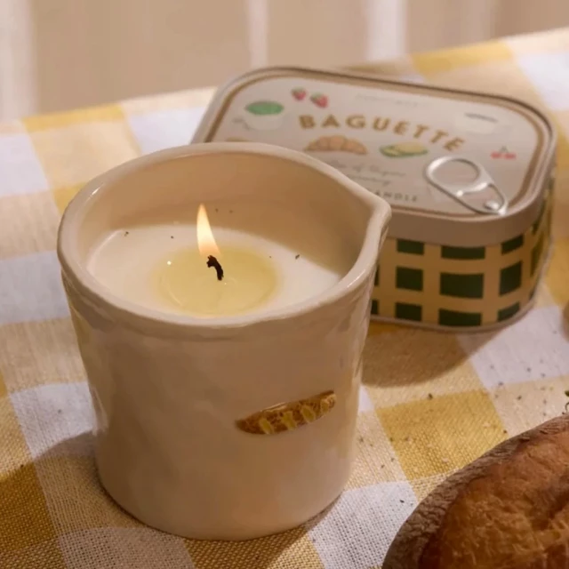 Средняя свеча в керамической банке Baguette 226 г - изображение 2