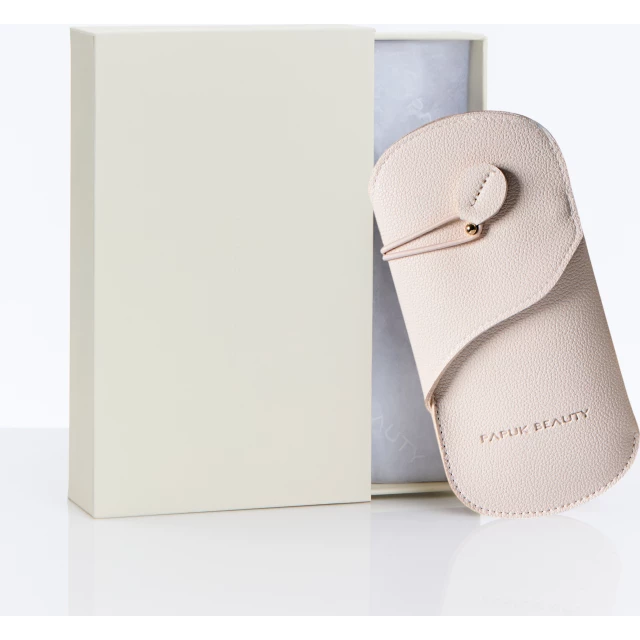 Набор кистей для макияжа в футляре, молочный - изображение 2