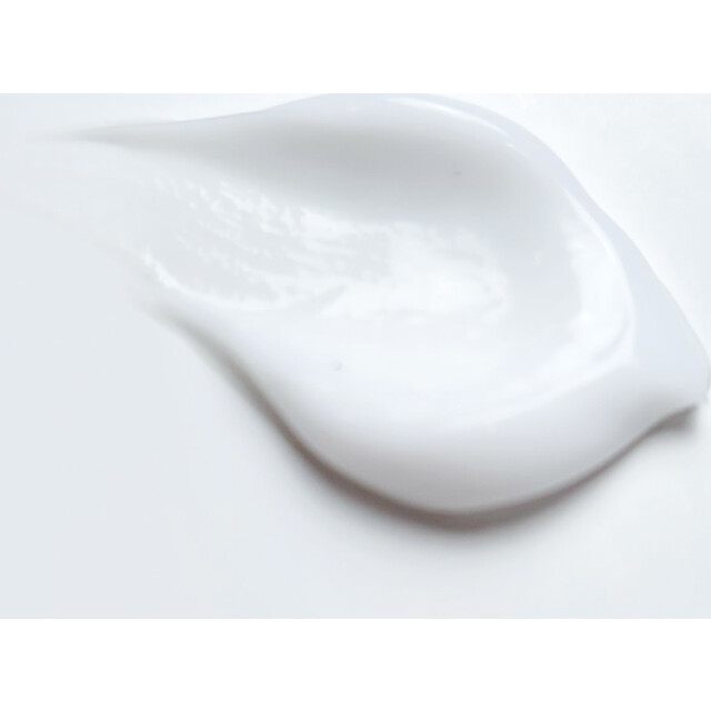 Солнцезащитная эссенция SPF50+ PA++++ 50 мл - изображение 3