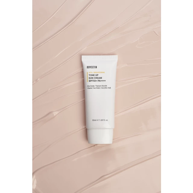 Витаминый тонирующий солнцезащитный крем SPF50+ PA++++ - изображение 2
