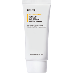 Витаминый тонирующий солнцезащитный крем SPF50+ PA++++