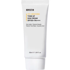 Витаминый тонирующий солнцезащитный крем SPF50+ PA++++