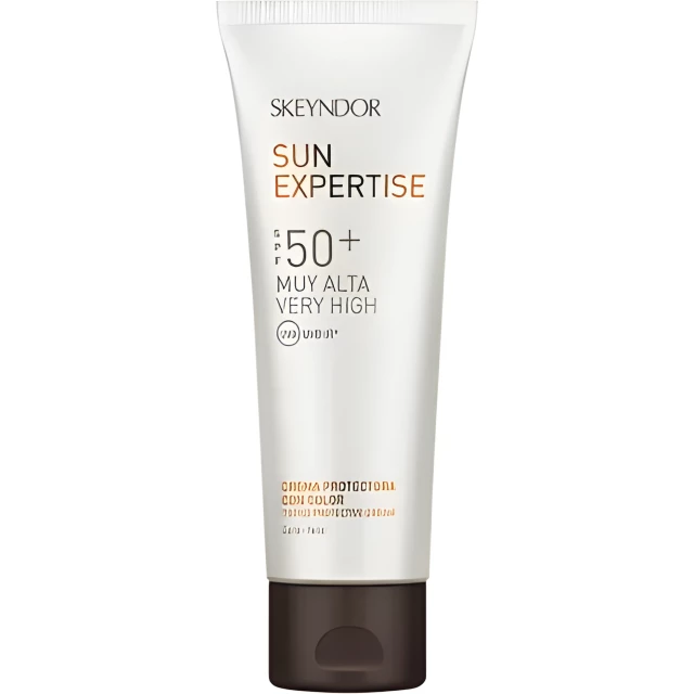 Солнцезащитный крем с тонирующим эффектом SPF50+