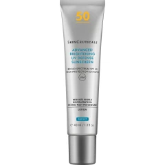 Легкий солнцезащитный крем для ровного тона кожи Advanced Brightening UV Defense SPF50