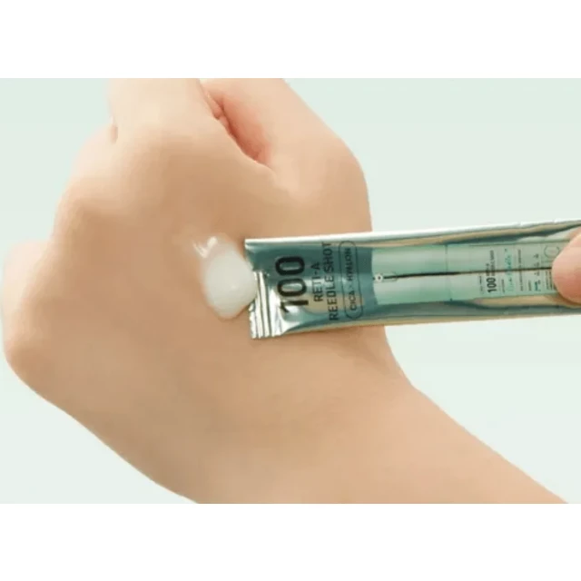 Интенсивная бустер-сыворотка для лица с микроиглами и ретинолом 10 шт. - изображение 2