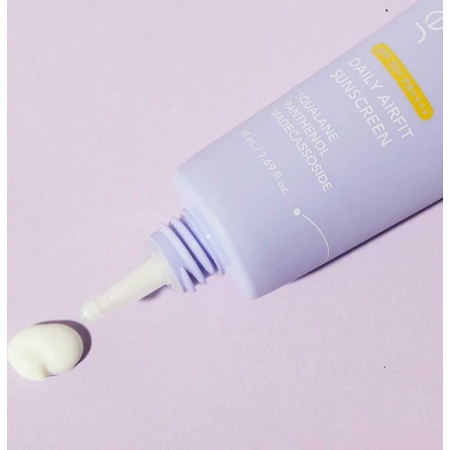 Солнцезащитный крем увлажняющий легкий SPF50+ - изображение 3