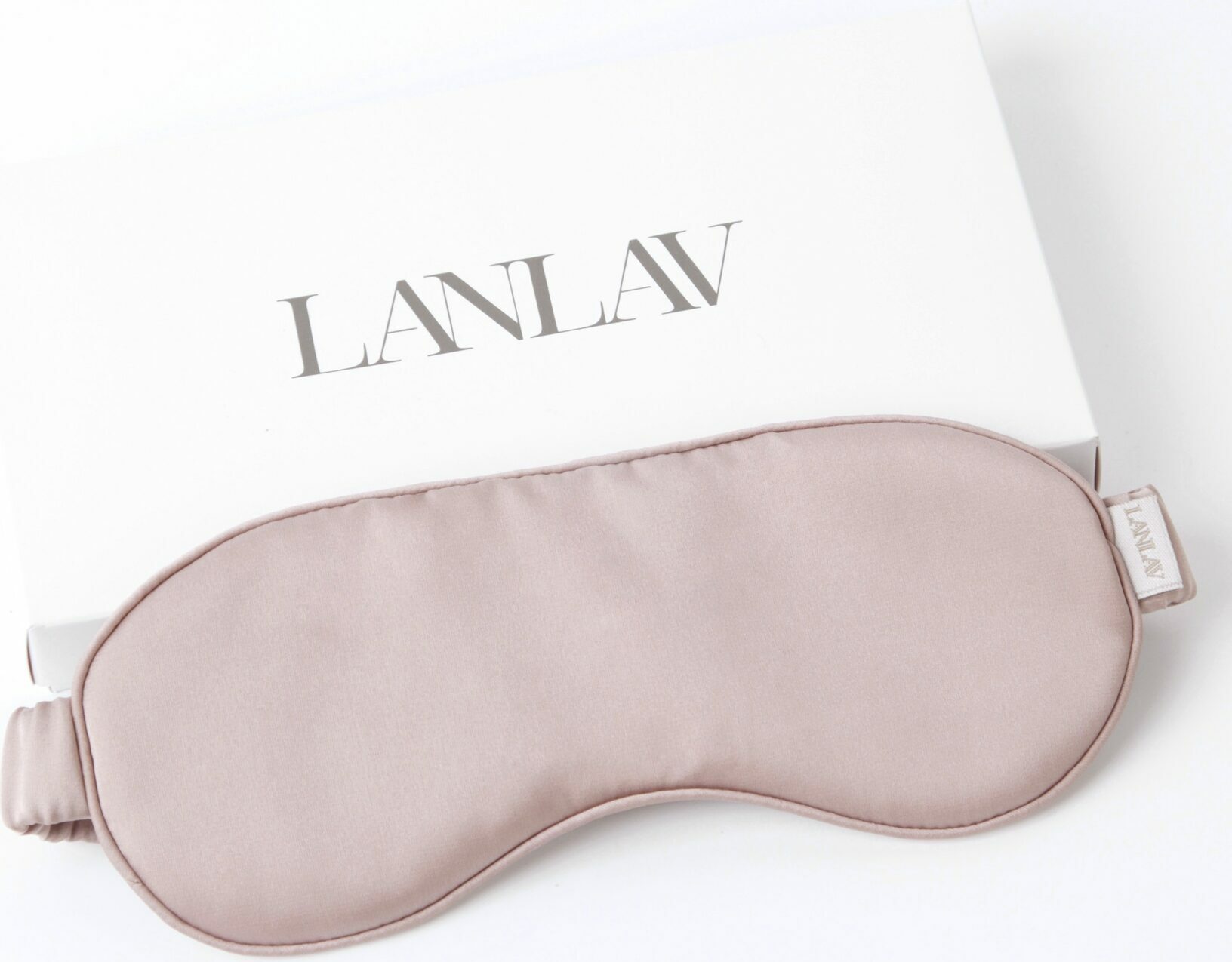 Купить шёлковую маску для сна, цвет Powdery от бренда LANLAV | интернет ...